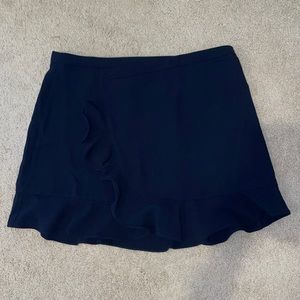 Wrap skirt with ruffled edges